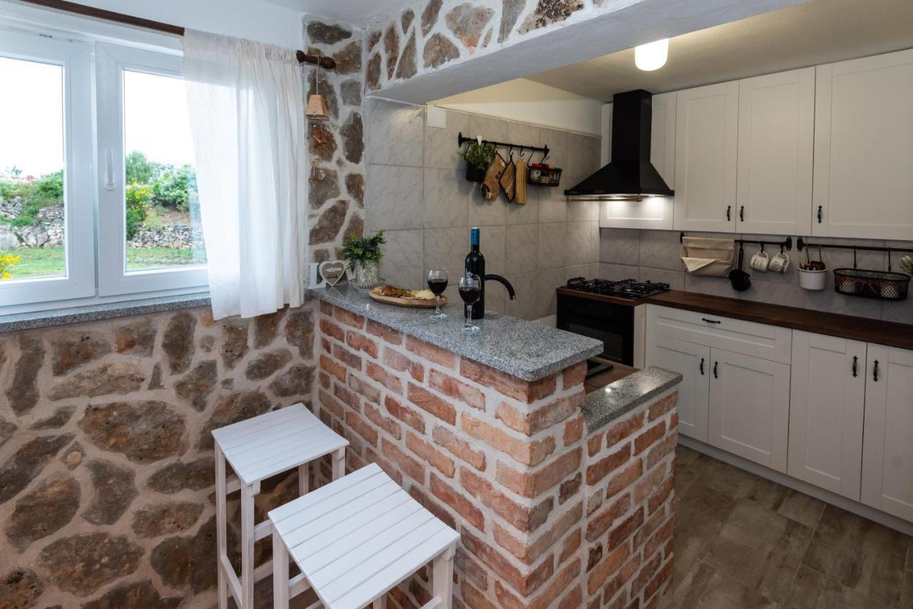 Holiday Home Juli With Jacuzzi Sibenik Bagian luar foto