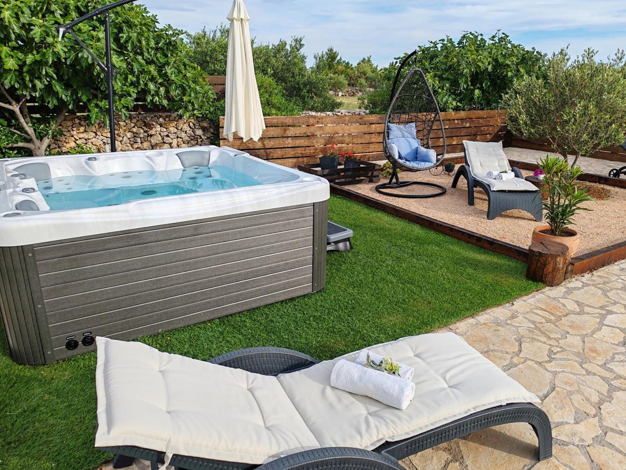 Holiday Home Juli With Jacuzzi Sibenik Bagian luar foto