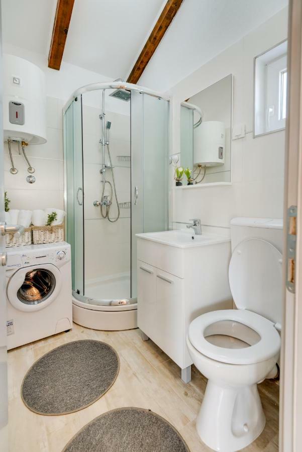 Holiday Home Juli With Jacuzzi Sibenik Bagian luar foto